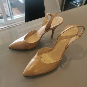 Nine West cream color shoes size 9M